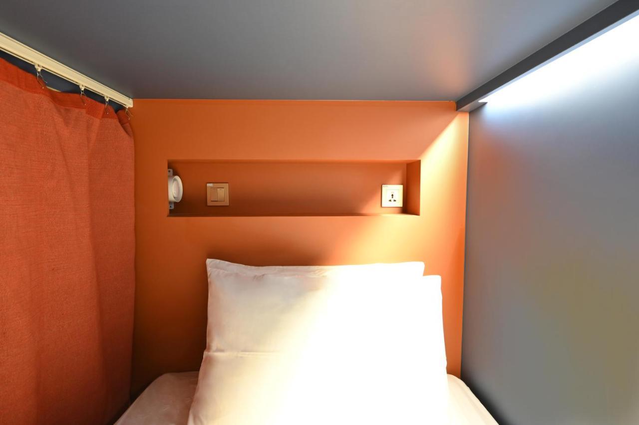 Dream Chaser Boutique Capsule Hotel Singapur Exterior foto